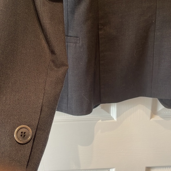 Jacob wide lapel blazer. Charcoal, with double slit at back - Picture 4 of 5